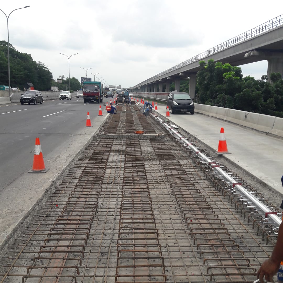 Jasa Marga Kembali Lakukan Pekerjaan Perbaikan dan Perkuatan Jembatan di Ruas Tol Jagorawi, Pengguna Jalan Diimbau Patuhi Rambu-Rambu