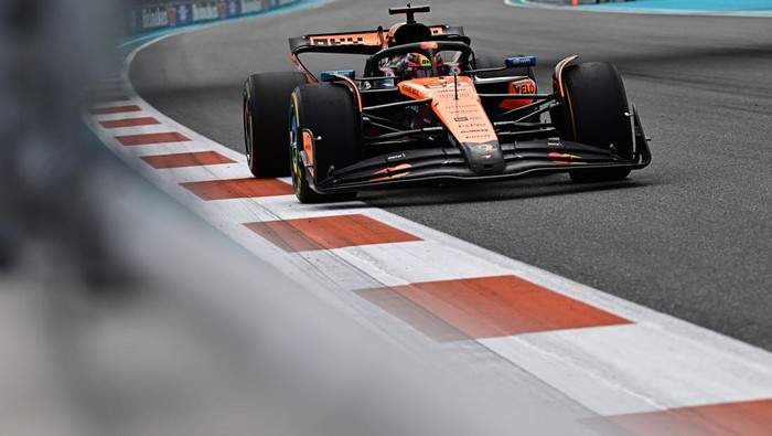Piastri Menang! McLaren Dominasi F1 Miami, Finis 1-2