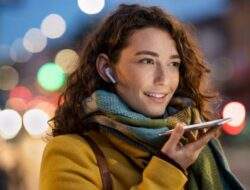 Ubah Voice Note WhatsApp Jadi Teks: Tip Ampuh Saat Rapat